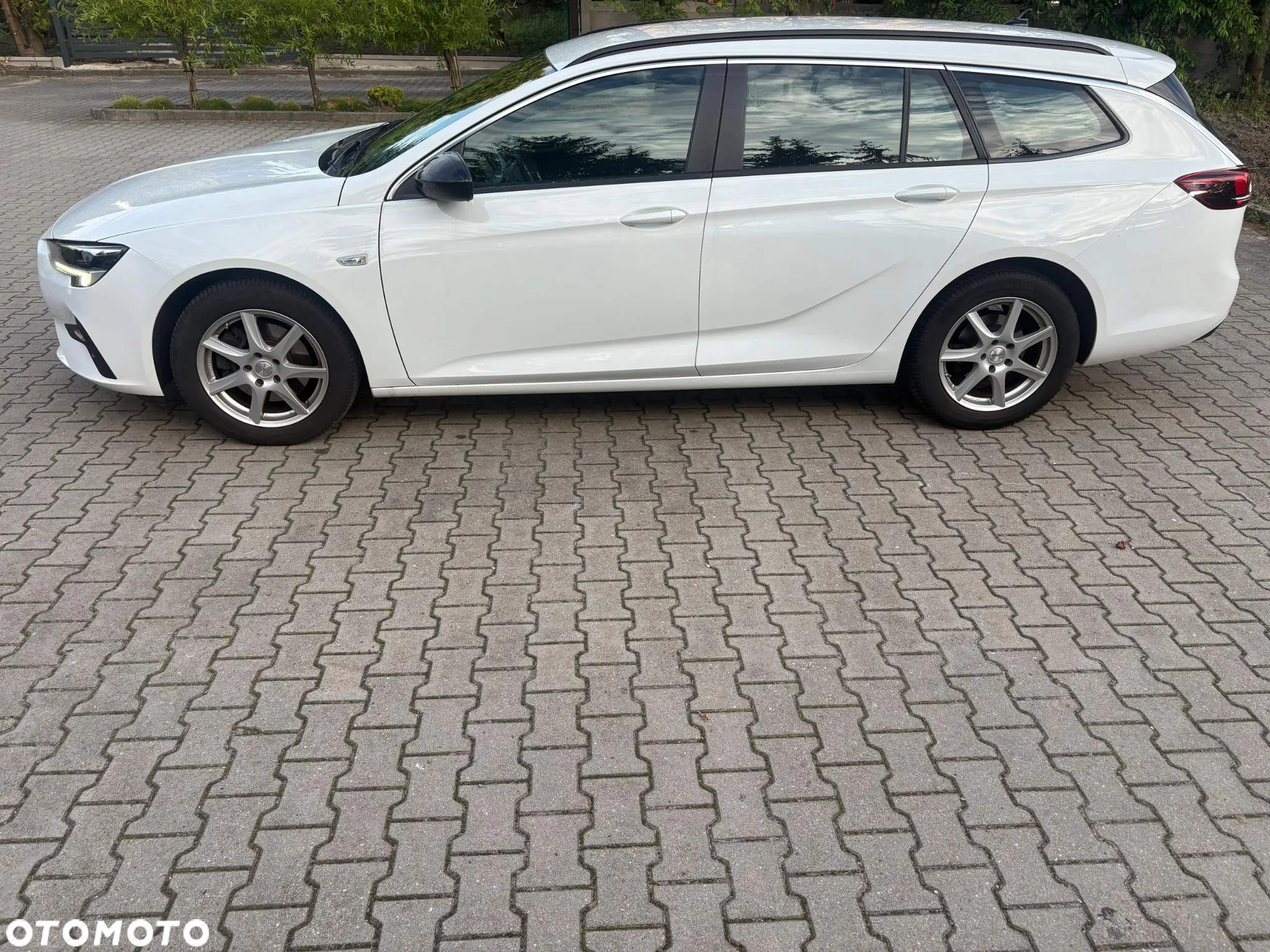 Opel Insignia Sports Tourer 1.5 Diesel Automatik Business Edition - 4