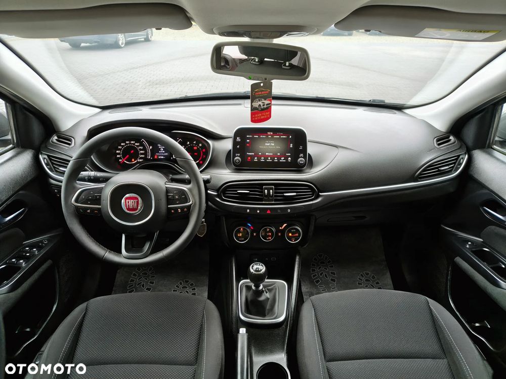 Fiat Tipo 1.4 T-Jet Business Line - 27