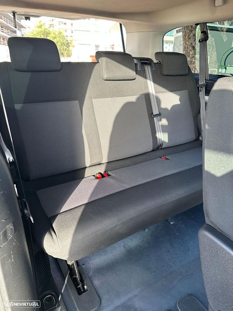 Peugeot Traveller 2.0 BlueHDi L3H1 Allure Long - 22
