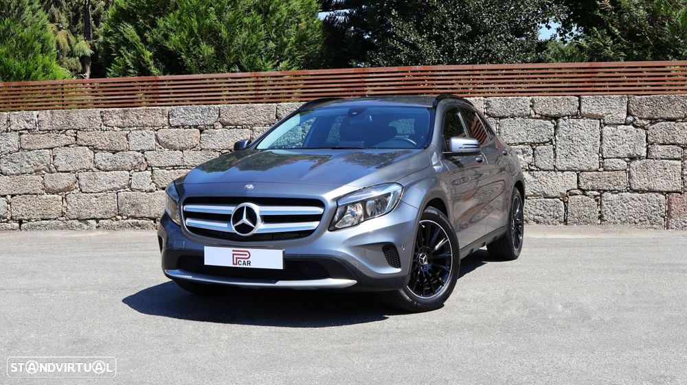 Mercedes-Benz GLA 220 d - 1