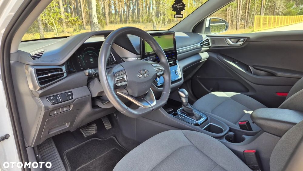 Hyundai IONIQ Hybrid Premium - 12