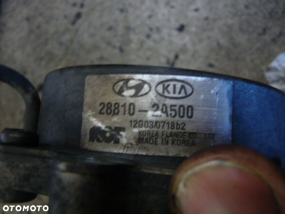 pompa vacum 28810-2a500 hyundai i40 - 2