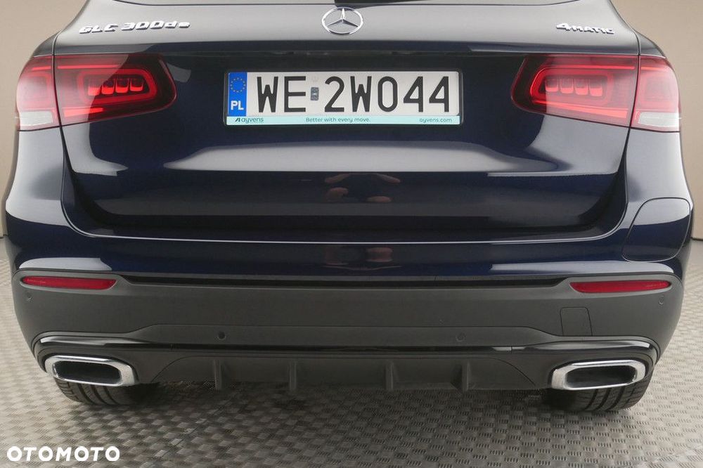 Mercedes-Benz GLC - 36