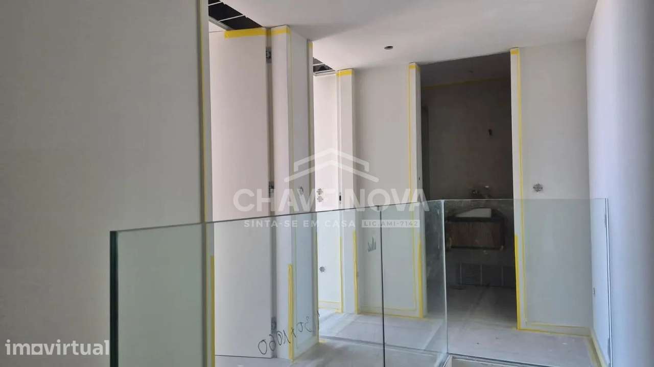 T2 Duplex Novo com Varanda - Royal Green - Vila Nova de Gaia - Grande imagem: 3/30