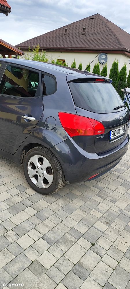 Kia Venga 1.6 CVVT Platinum Edition - 4