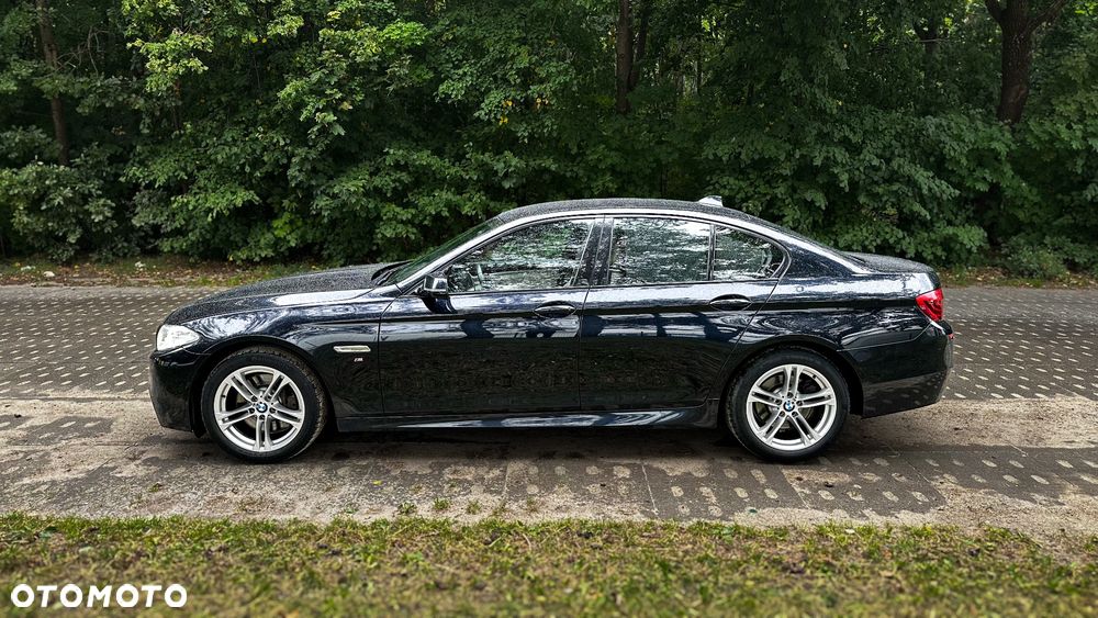 BMW Seria 5 528i xDrive Sport-Aut Luxury Line - 5