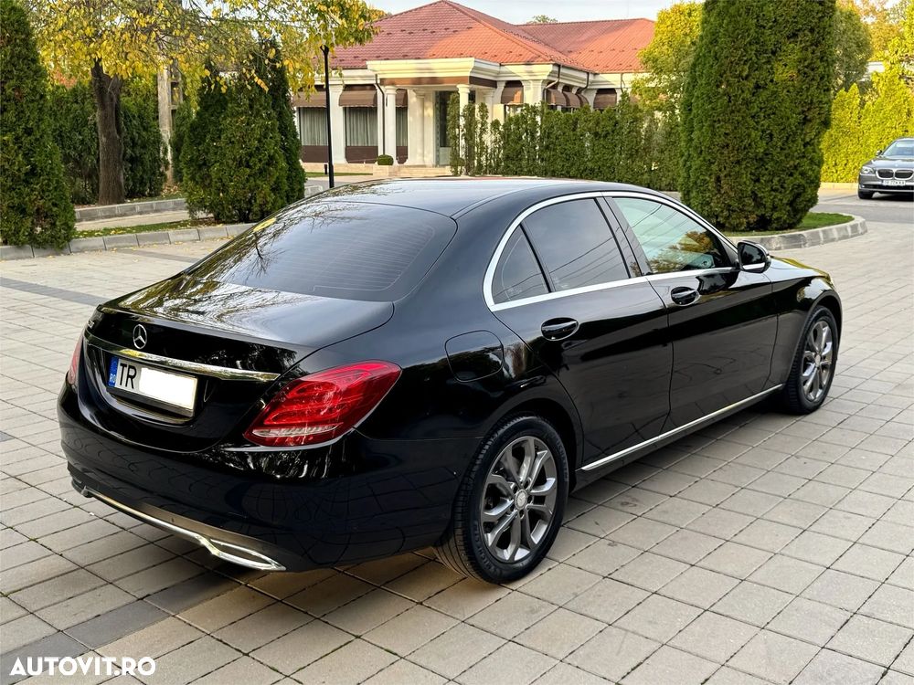 Mercedes-Benz C - 6