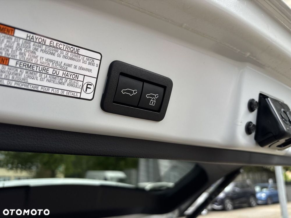 Toyota Corolla Cross - 22