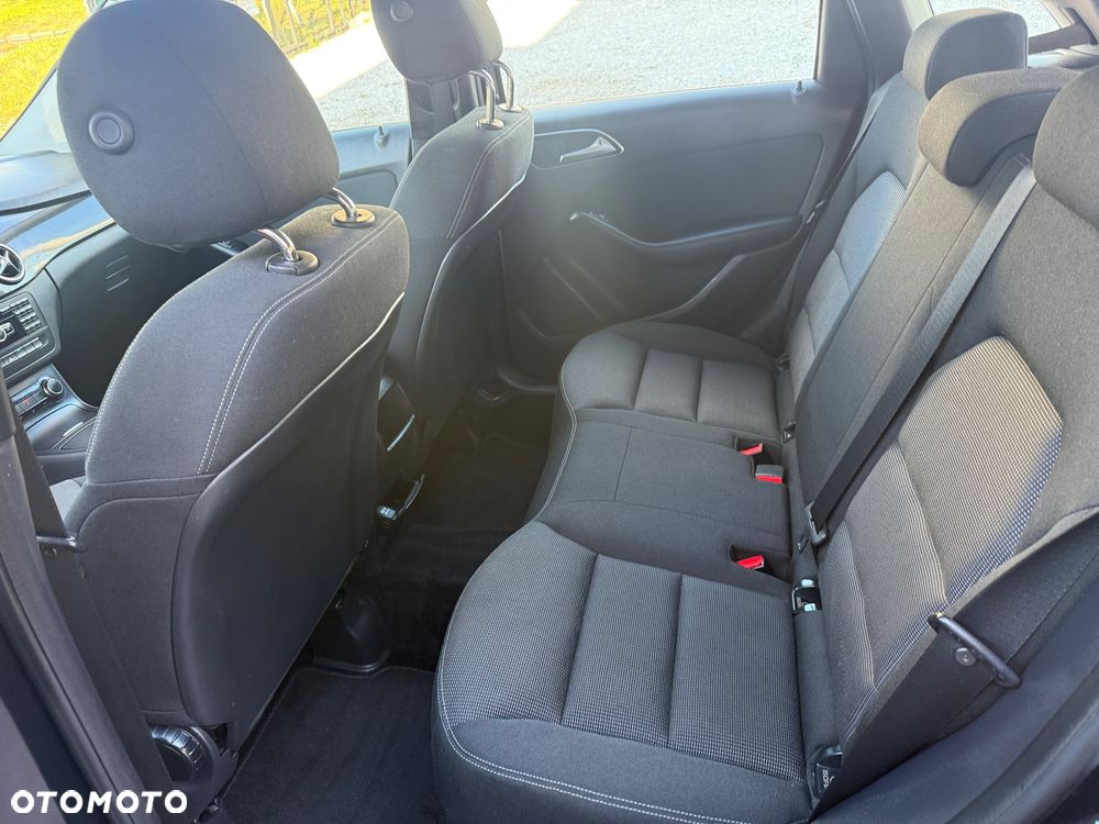 Mercedes-Benz Klasa B 180 CDI 7G-DCT - 26