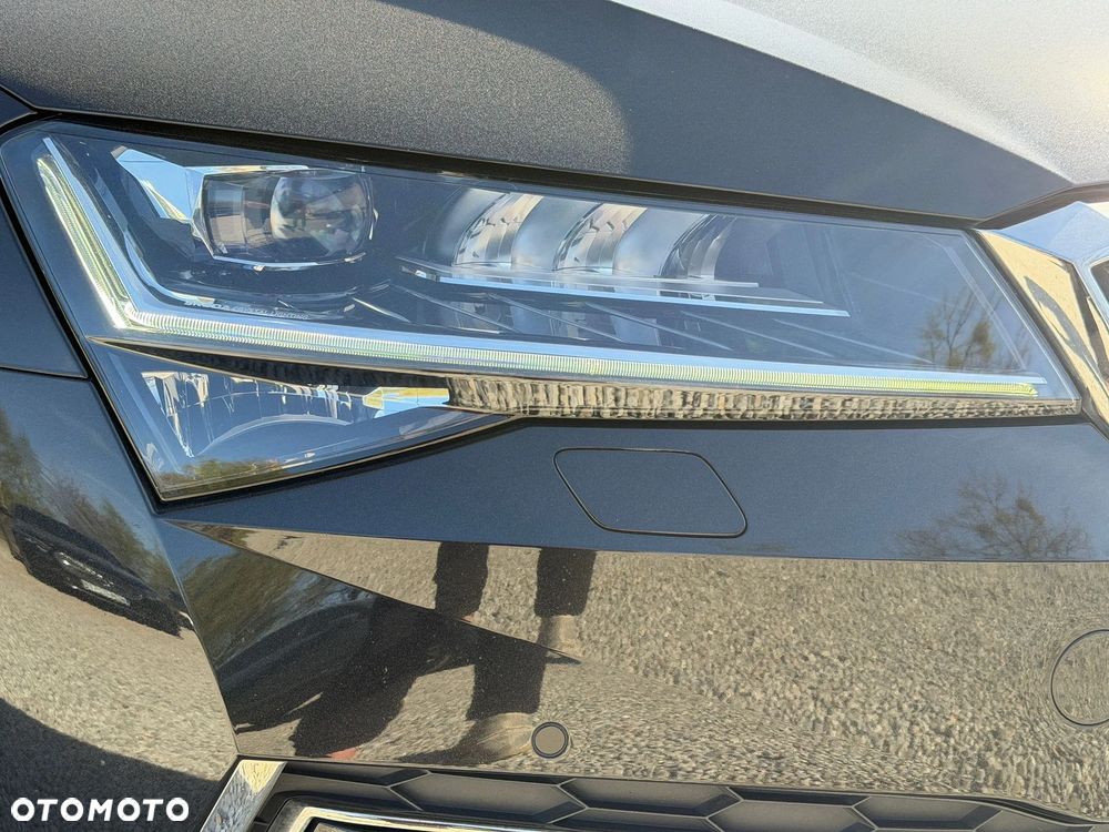 Skoda Superb 2.0 TDI L&K DSG - 28