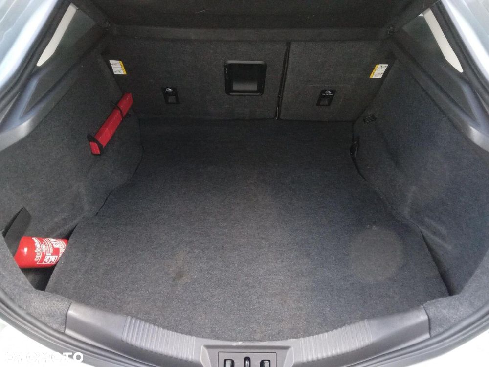 Ford Mondeo - 26