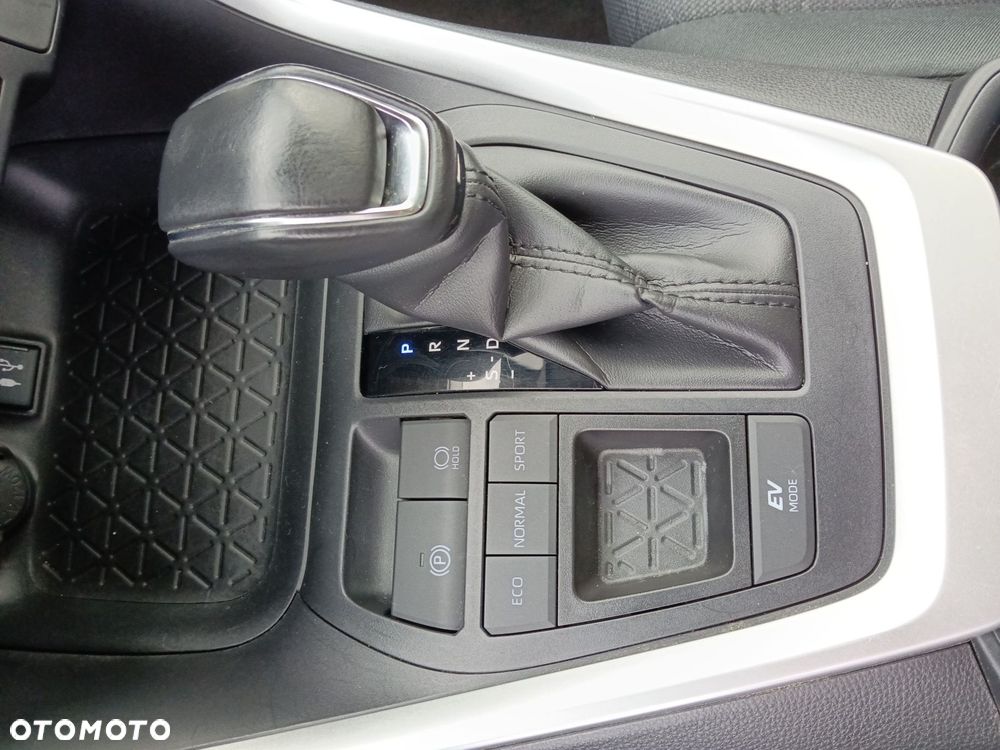 Toyota RAV4 2.5 Hybrid Comfort 4x2 - 23