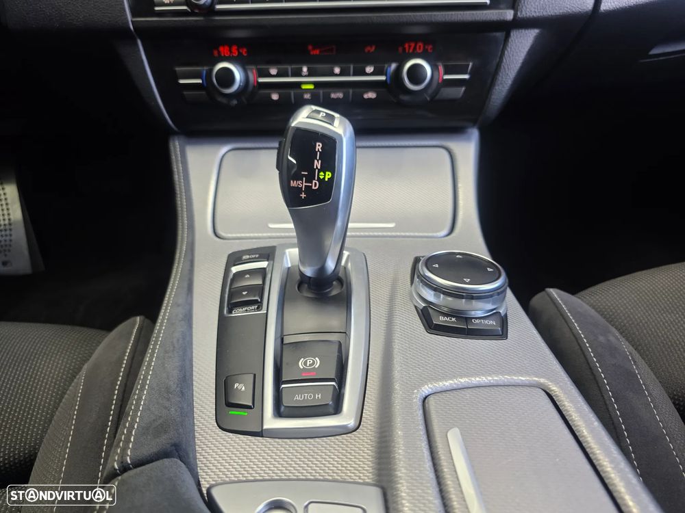 BMW 520 d xDrive Pack M Auto - 43