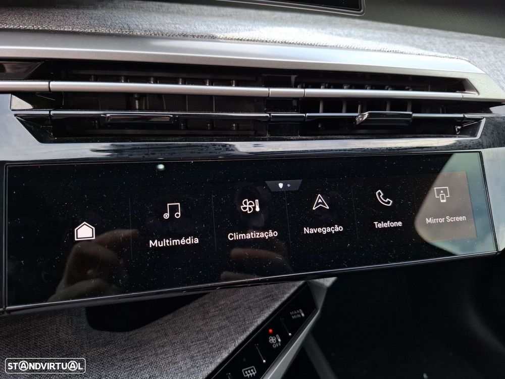 Peugeot 3008 1.2 Hybrid Allure e-DCS6 - 22