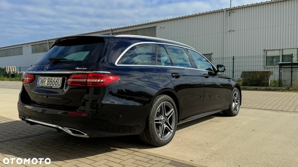 Mercedes-Benz Klasa E 300 de 4Matic 9G-TRONIC AMG Line - 33