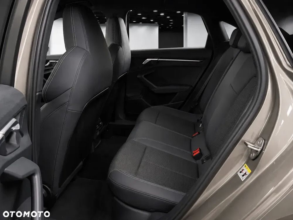 Audi A3 Limousine 35 TFSI mHEV S Line S tronic - 8