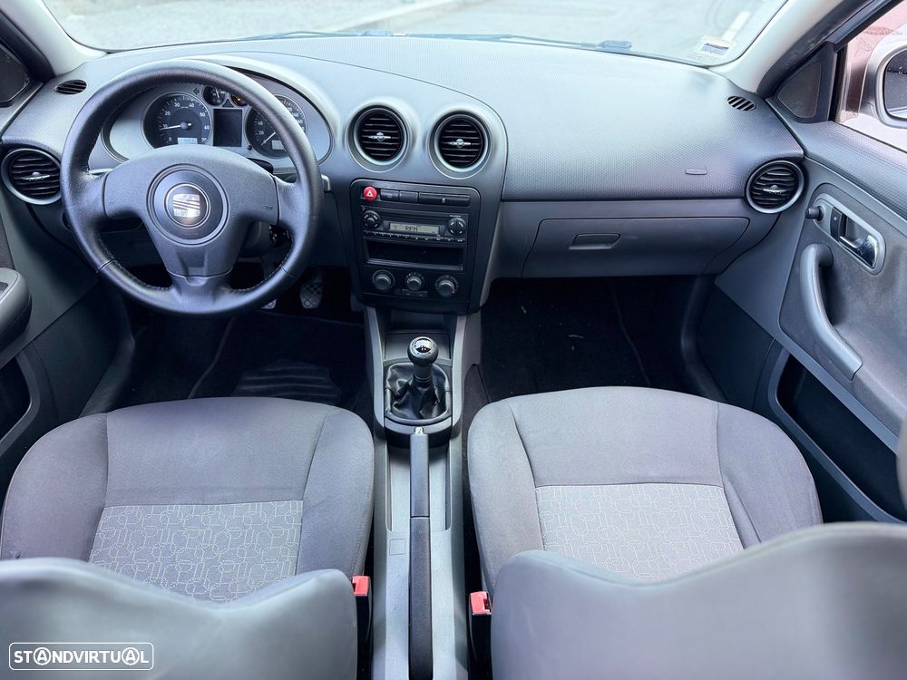 SEAT Ibiza 1.2 12V Comfort Edition - 12