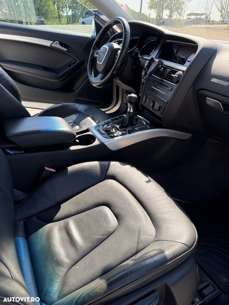 Audi A5 Coupe 2.0 TDI - 11