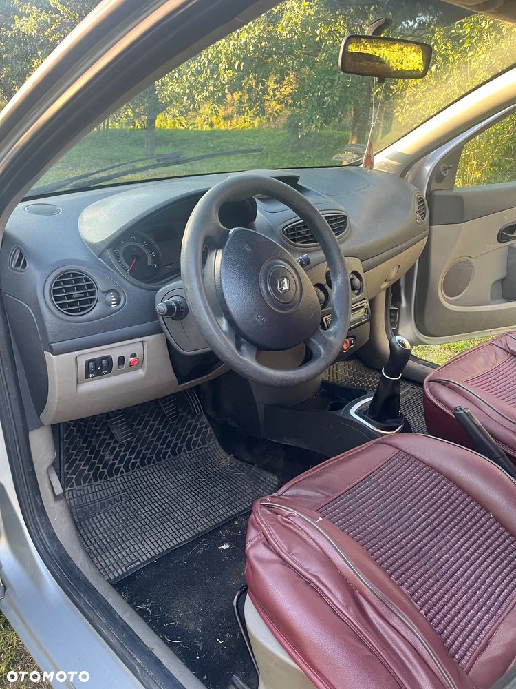 Renault Clio - 5