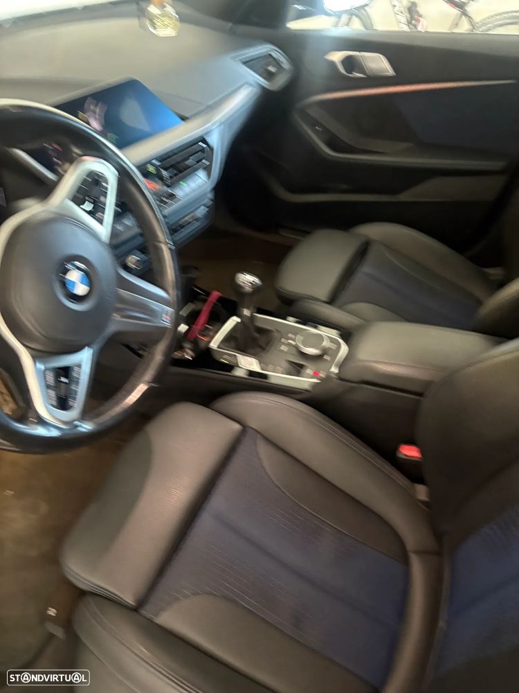 BMW 116 d Pack Desportivo M - 11