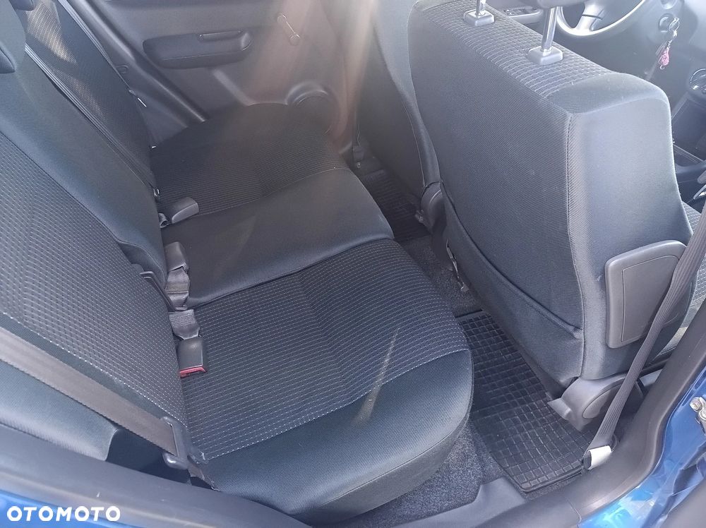 Suzuki Swift 1.3 Club dance - 11