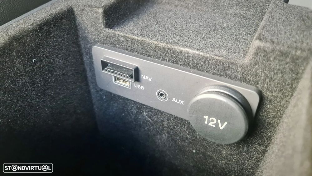 Jaguar F-Pace 20d AWD Aut. R-Sport - 16