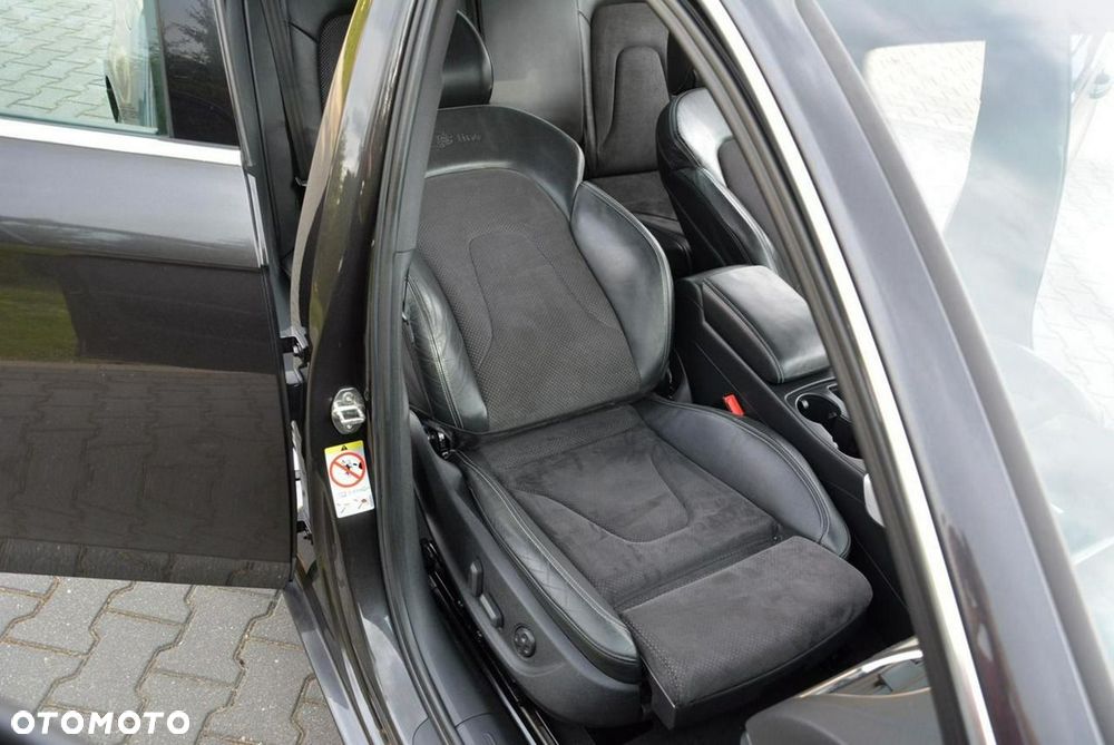 Audi A4 Limousine 1.8 TFSI S line Sportpaket (plus) - 17