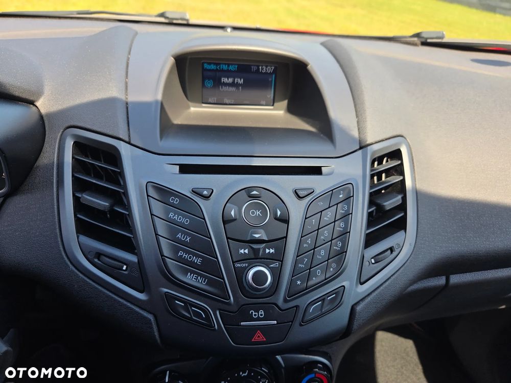 Ford Fiesta 1.25 Titanium - 12