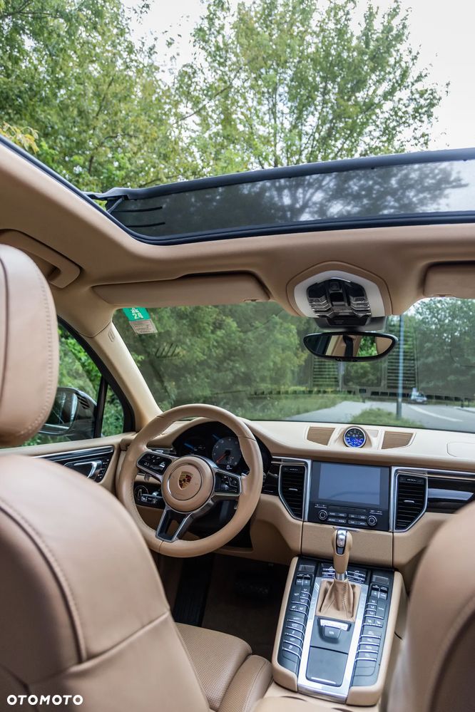 Porsche Macan - 17