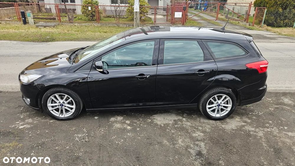 Ford Focus 1.0 EcoBoost Titanium - 19