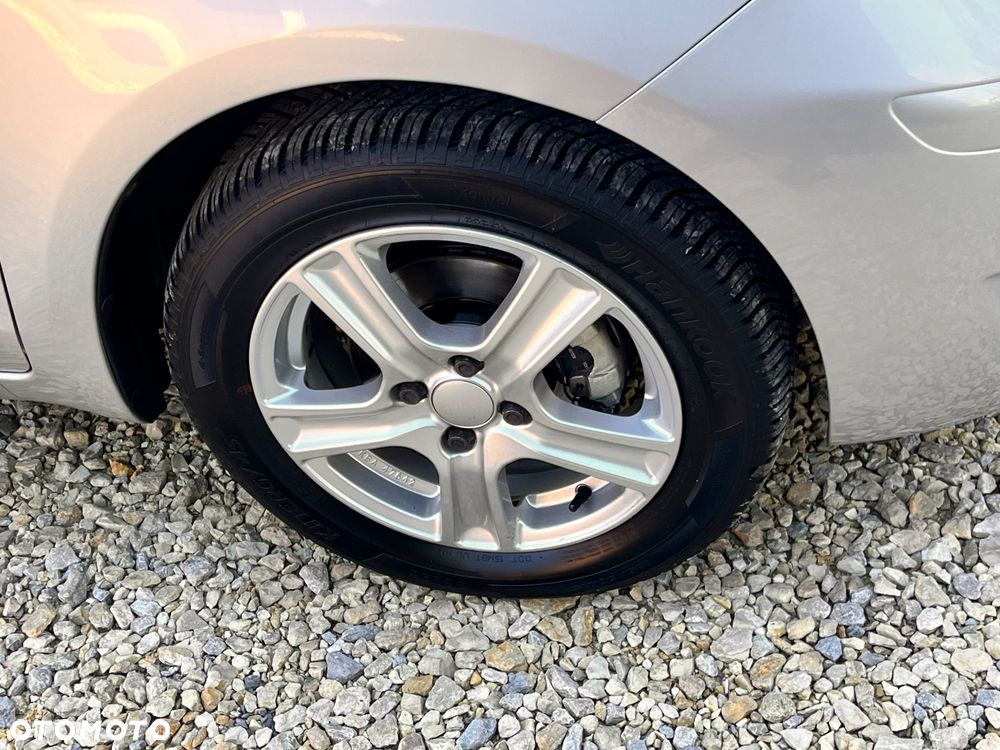 Toyota Yaris - 5