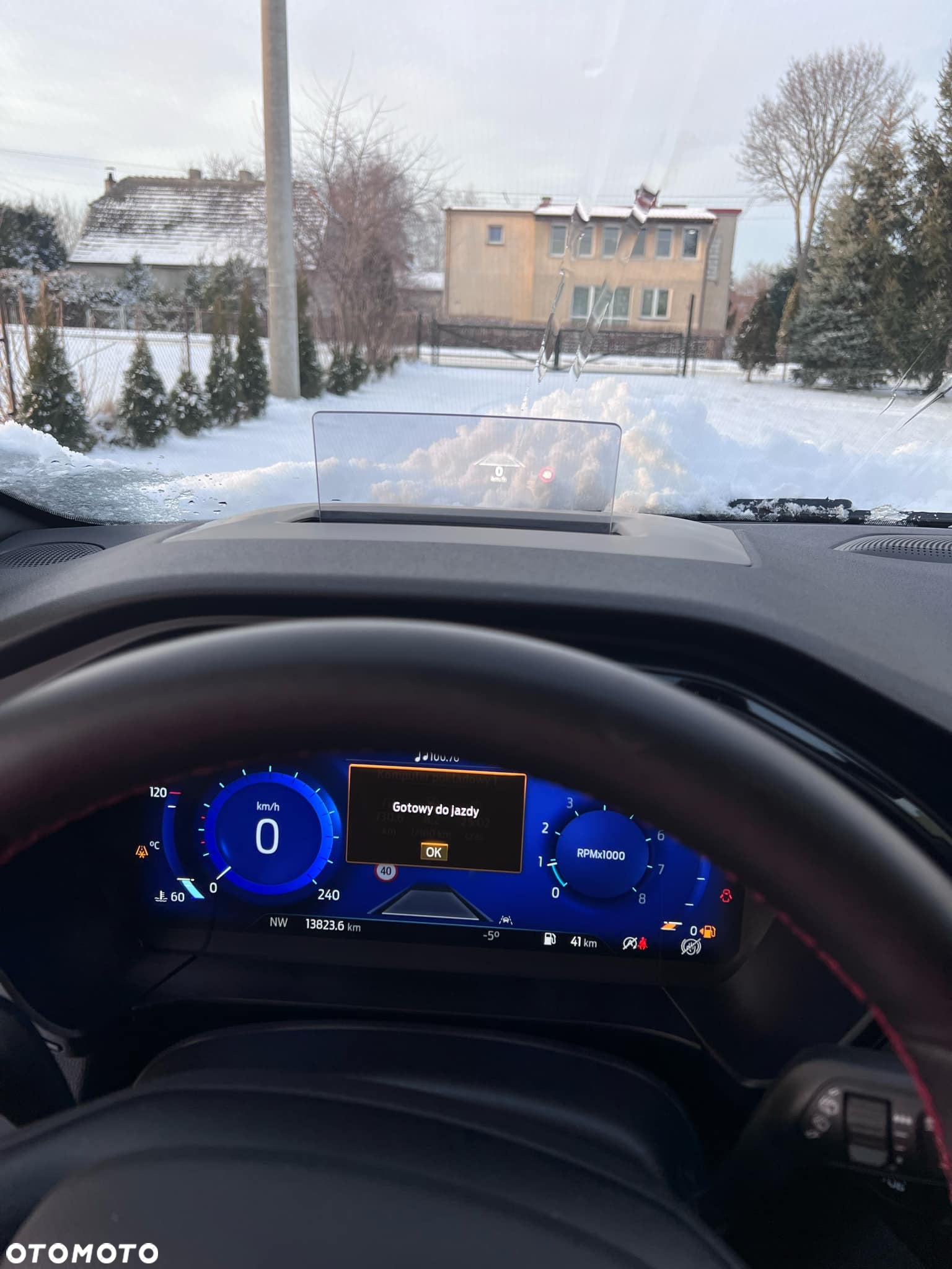 Ford Kuga - 33