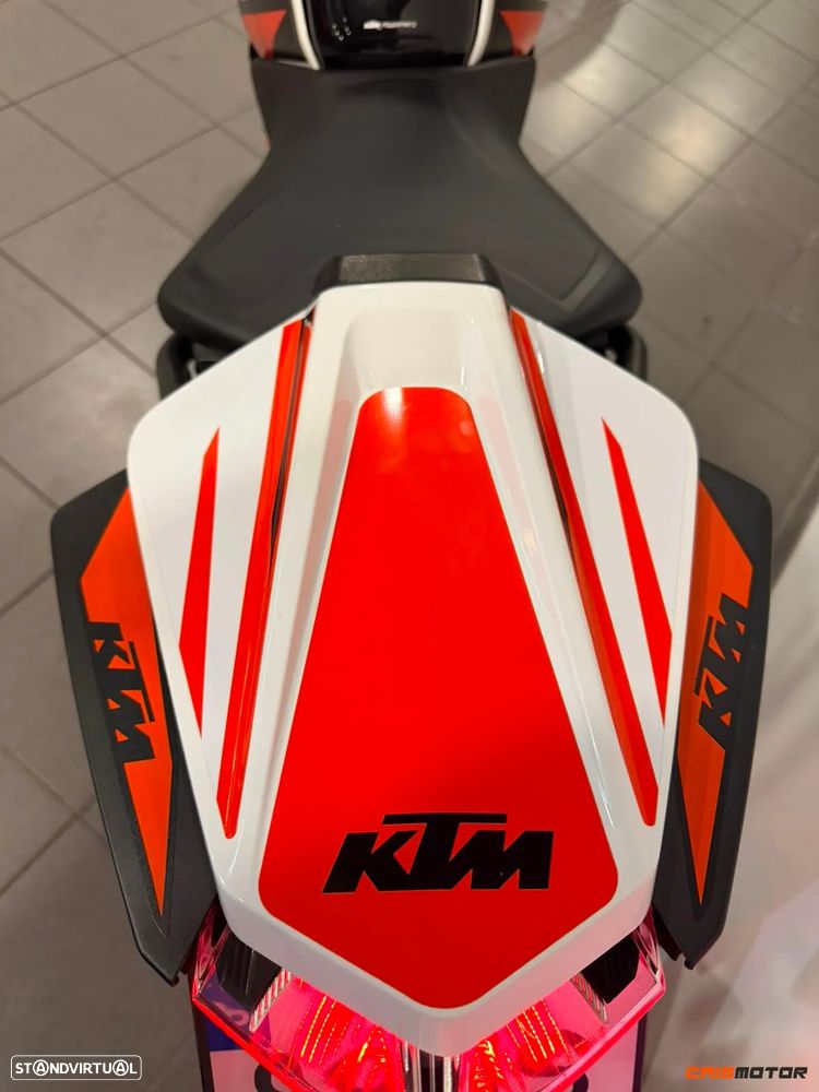 KTM Duke - 10