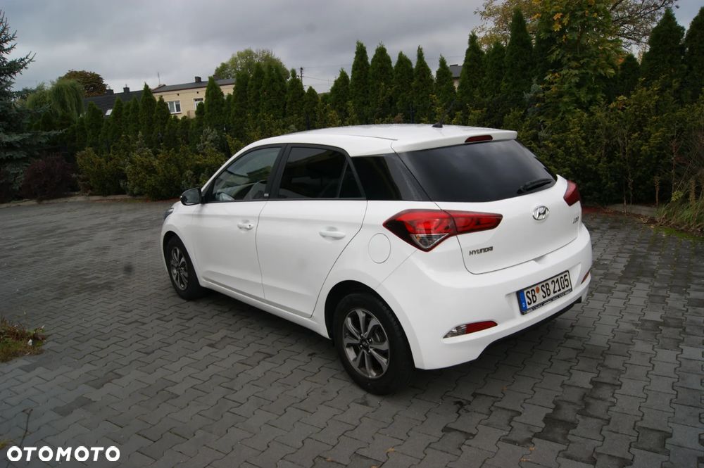 Hyundai i20 1.2 Passion - 5