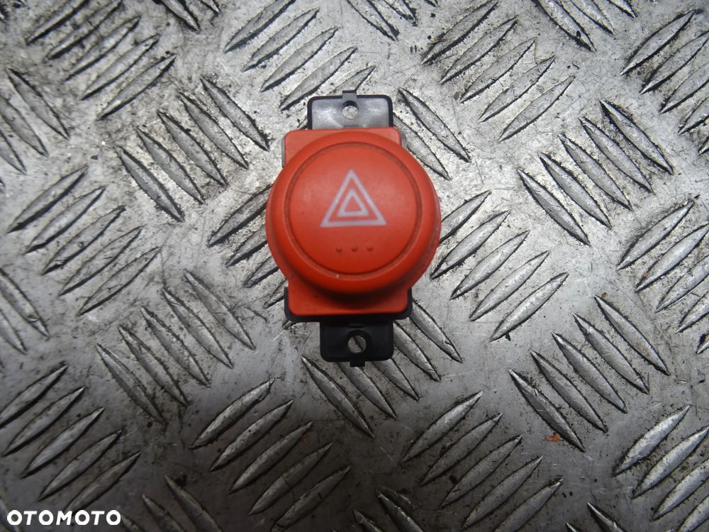 HONDA CIVIC VII HB 5D 1.7D PRZYCISK ŚWIATEŁ AWARYJNYCH - 1