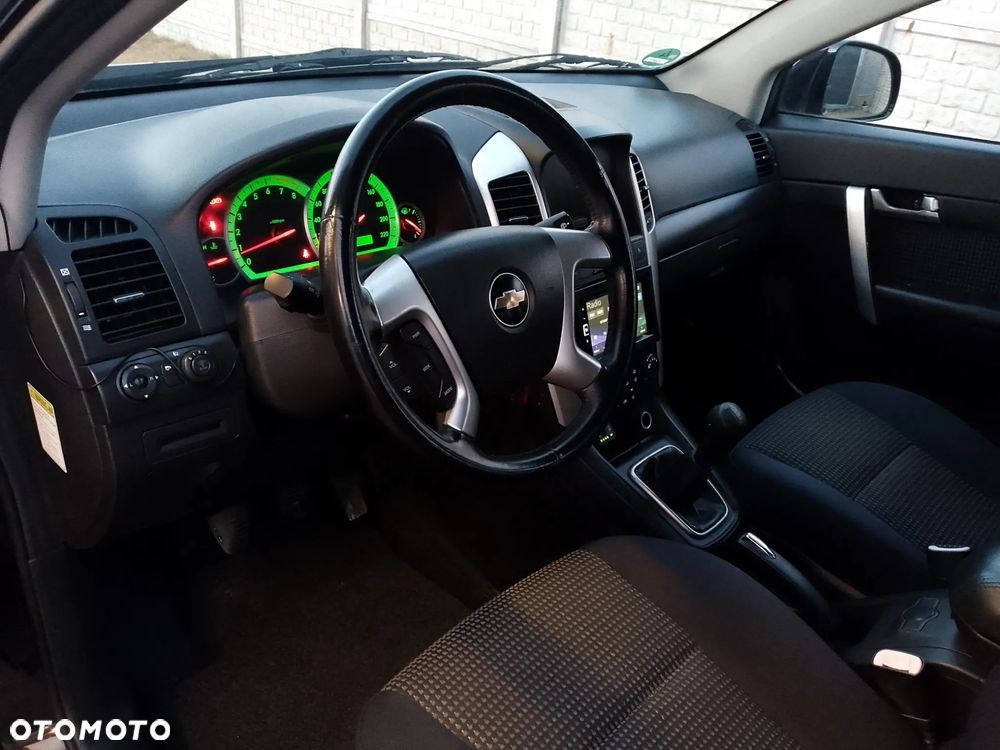 Chevrolet Captiva 2.4 2WD 5 Sitzer LS - 13