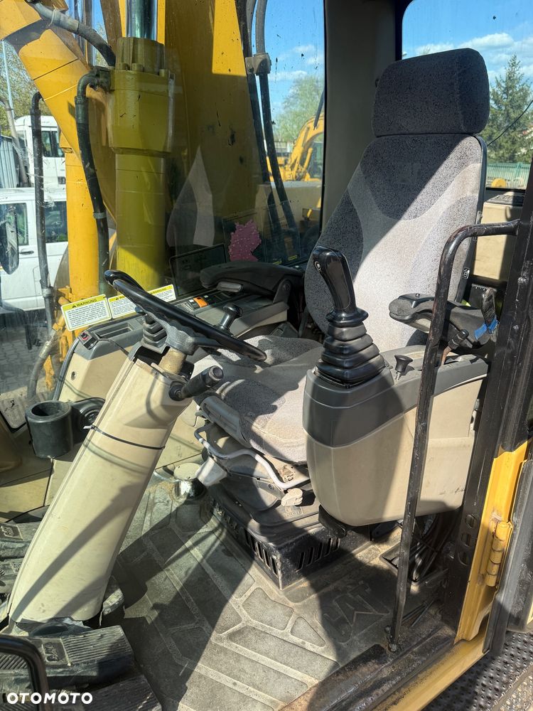 Caterpillar 316C - 23