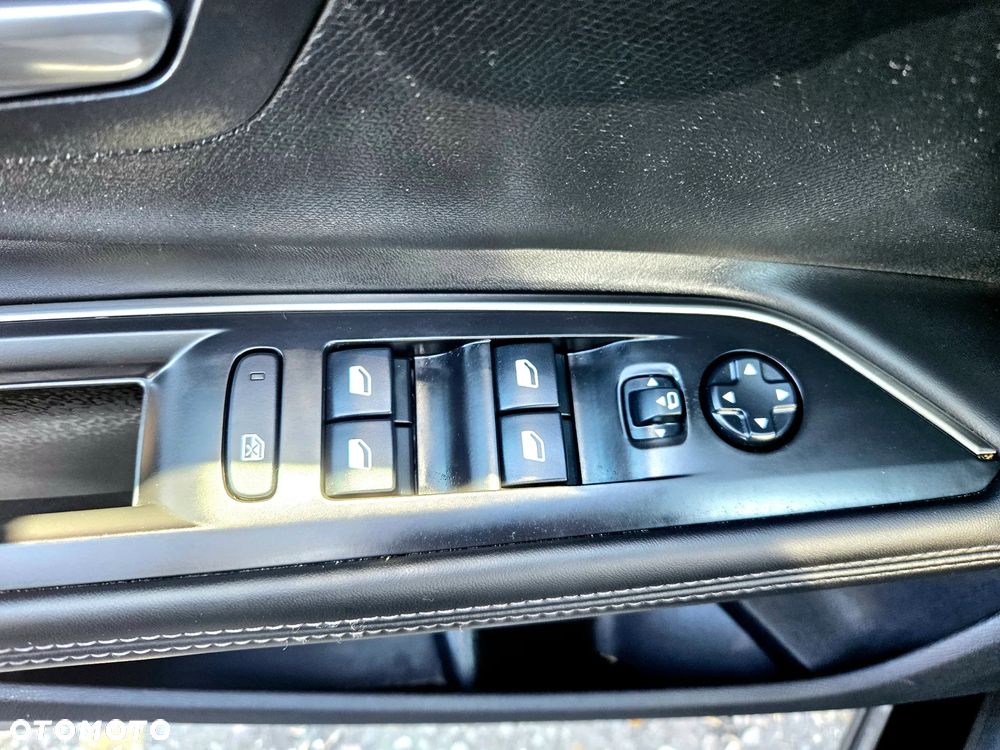 Peugeot 5008 THP 165 EAT6 Stop & Start Allure - 33
