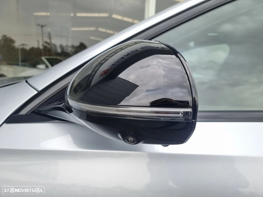 Mercedes-Benz E 300 de 9G-TRONIC AMG Line - 8