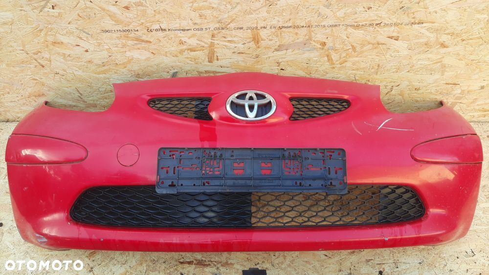 Zderzak przedni Toyota Aygo czerwony