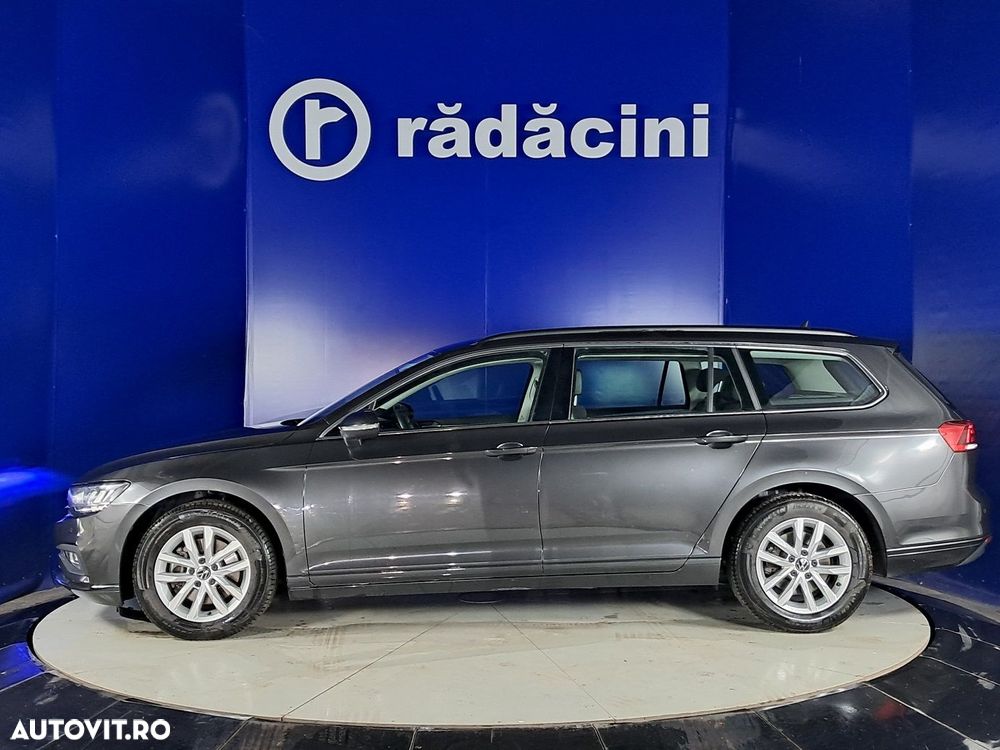 Volkswagen Passat - 2