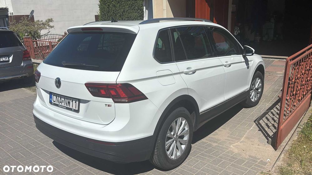 Volkswagen Tiguan - 4