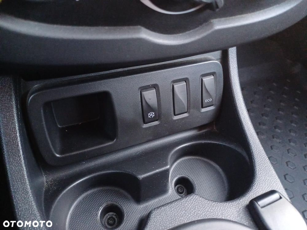 Dacia Duster 1.6 SCe S&S - 25