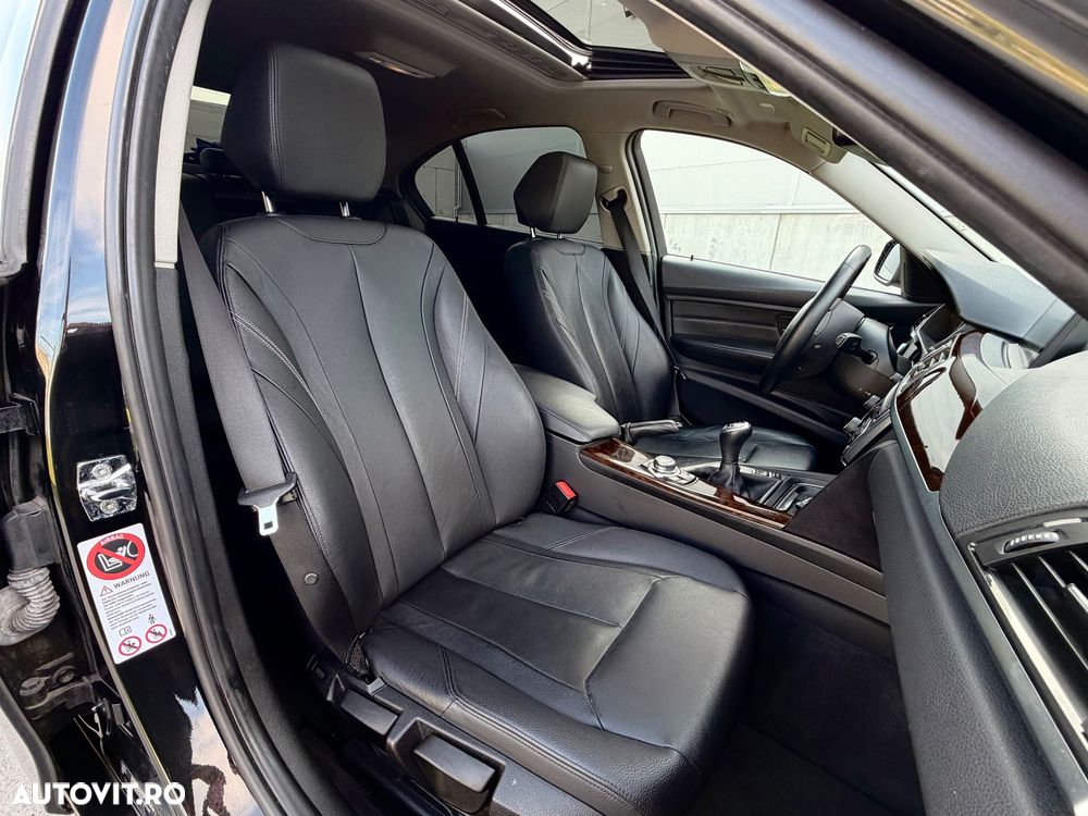 BMW Seria 3 320d Luxury Line - 28