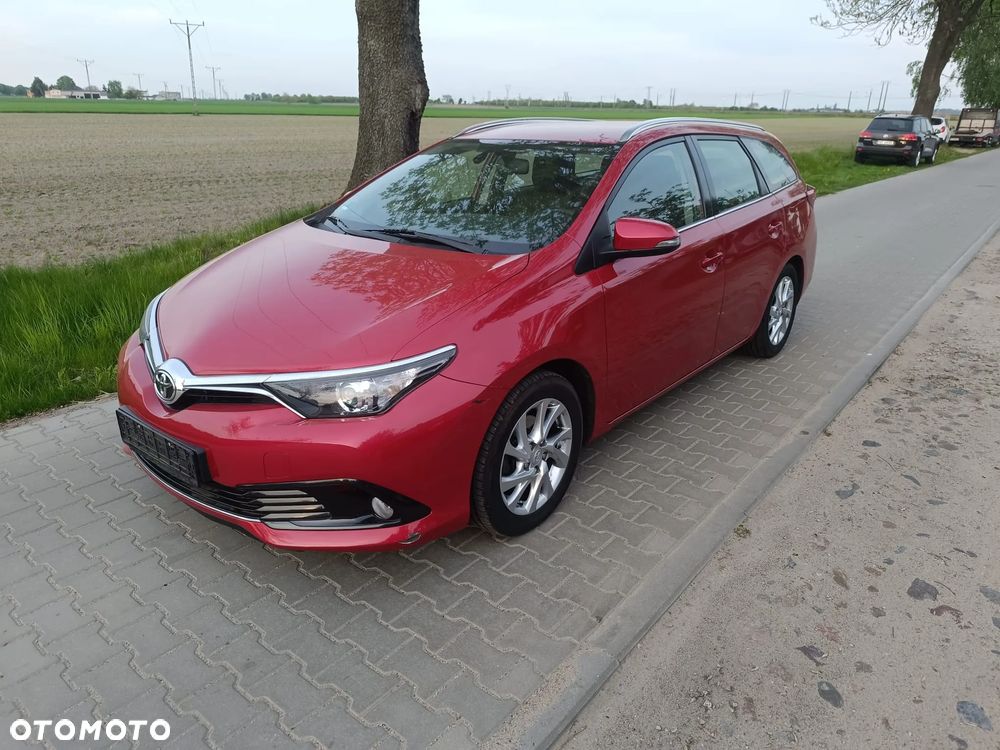 Toyota Auris 1.2 Turbo Multidrive S Design Edition - 2