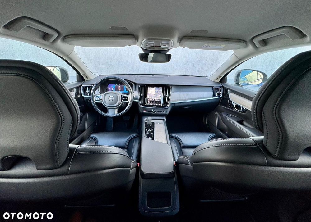 Volvo V90 Cross Country B5 B AWD Pro - 27