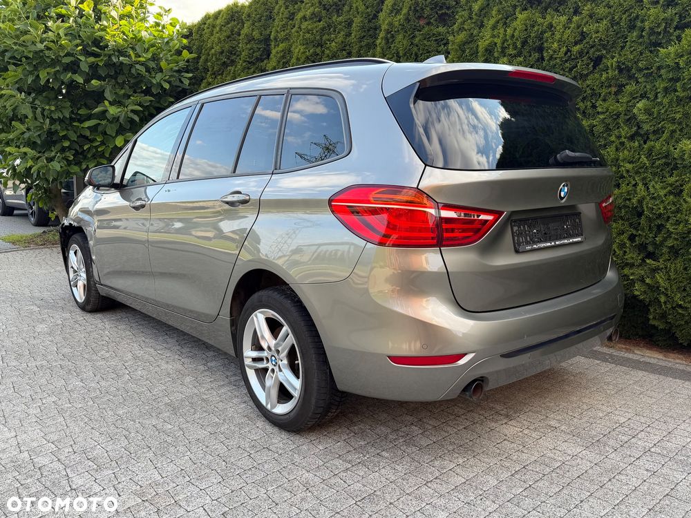 BMW Seria 2 220d GT Sport Line - 9