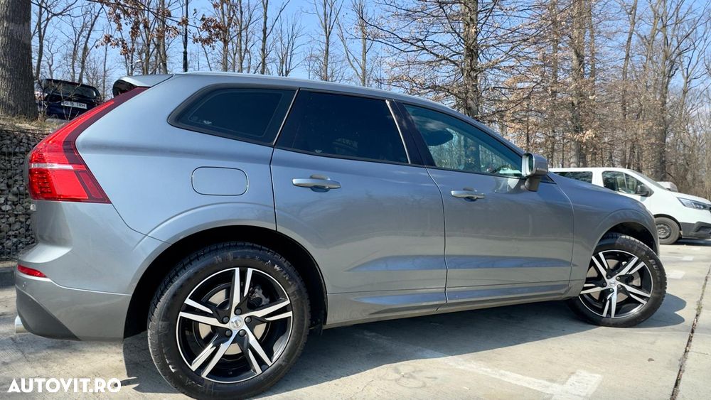 Volvo XC 60 D4 AWD Geartronic Momentum - 8