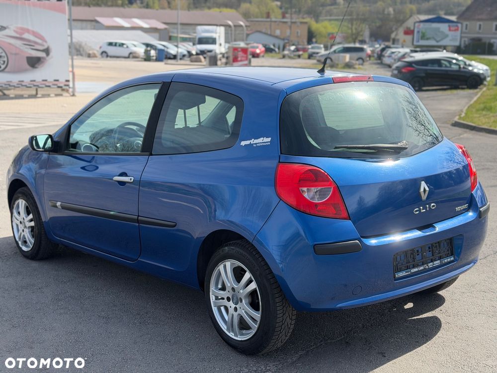Renault Clio 1.2 16V 75 Dynamique - 14