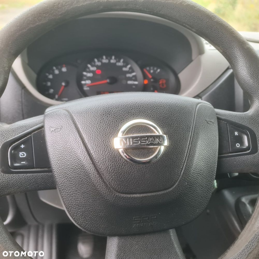 Nissan NV400 - 19